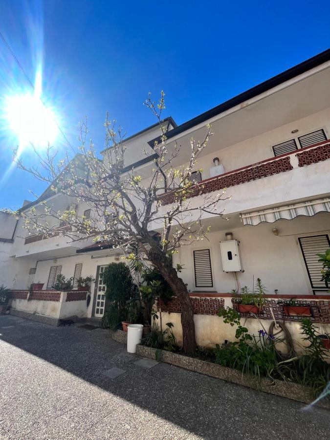 B&B Nonna Viola Palizzi Marina Kültér fotó